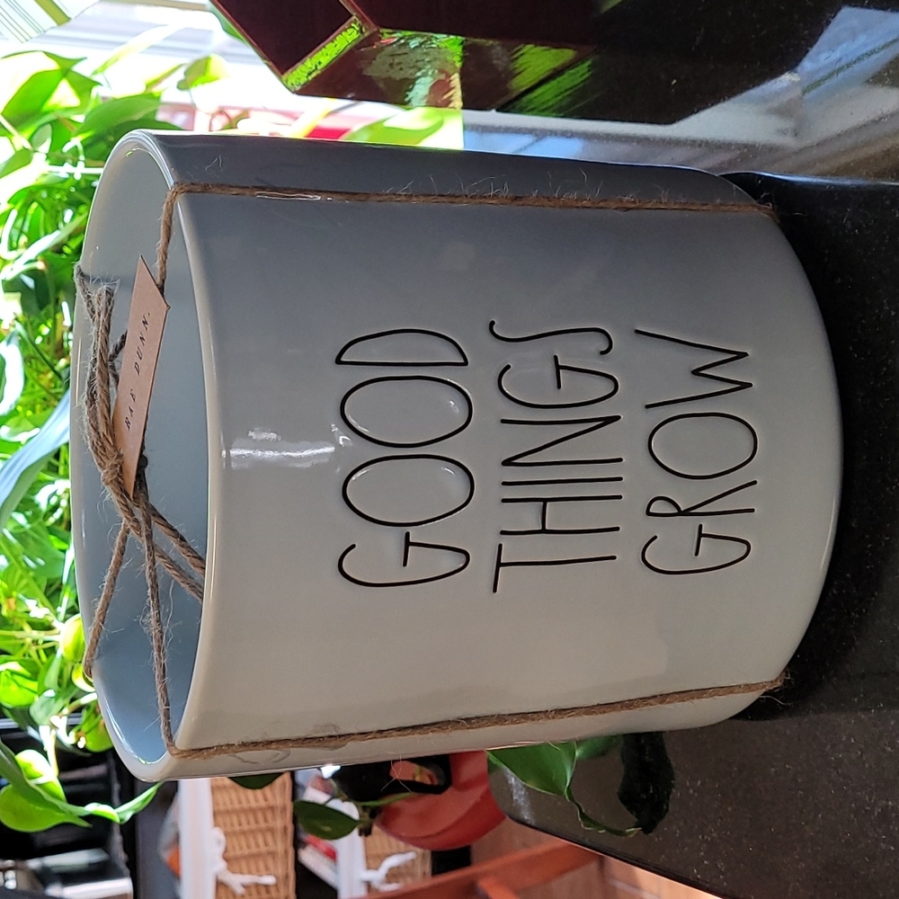 Rae Dunn Large Planter